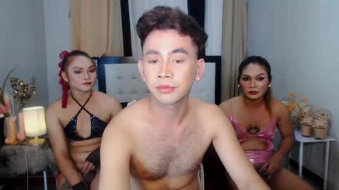 Snapshot of cherrymaegray chatting on February 23, 2025, 11:14 pm cherrymaegray online show from February 23, 2025, 11:14 pm