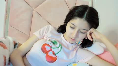 cherrycute666 online show from December 27, 2024, 10:01 am