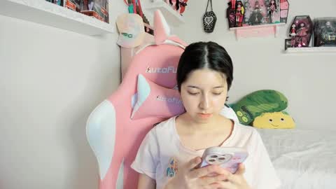 cherrycute666 online show from March 5, 2025, 5:50 am