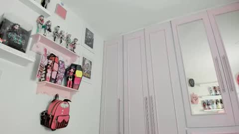 cherrycute666 online show from February 20, 2026, 6:19 am