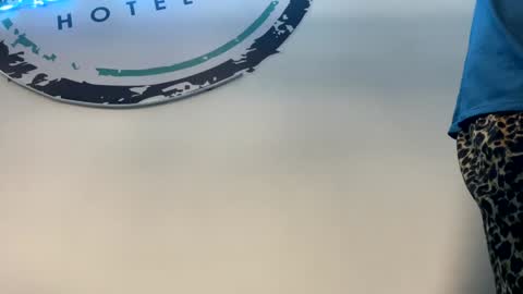 Snapshot of cherryvibes69 chatting on January 6, 2025, 11:52 pm --- online show from January 6, 2025, 11:52 pm