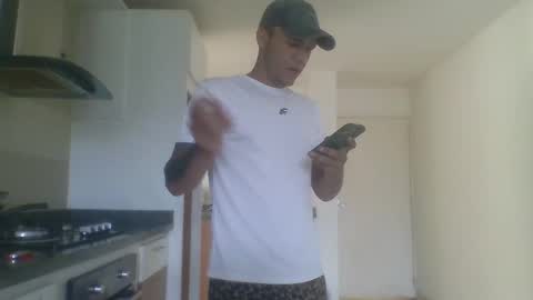 Snapshot of cherryvibes69 chatting on January 12, 2026, 2:55 pm --- online show from January 12, 2026, 2:55 pm