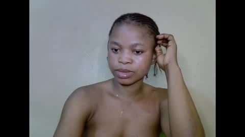 cherryxpussy online show from November 16, 2025, 7:19 pm