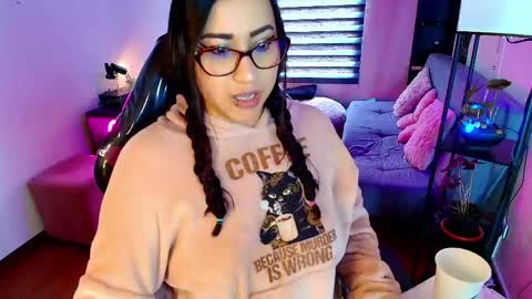 Snapshot of cherryy_bombshelll chatting on May 7, 2026, 3:50 pm cherry online show from May 7, 2026, 3:50 pm