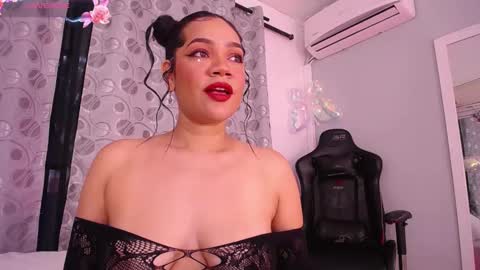 cherylfoster_ online show from March 5, 2025, 8:53 pm