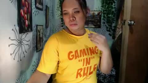 Snapshot of chescahotxxxl chatting on December 26, 2024, 7:35 am chescahotxxxl online show from December 26, 2024, 7:35 am