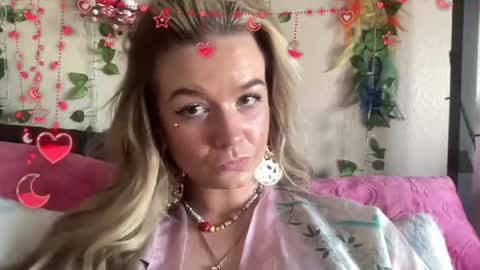 Chey online show from April 2, 2026, 9:12 pm