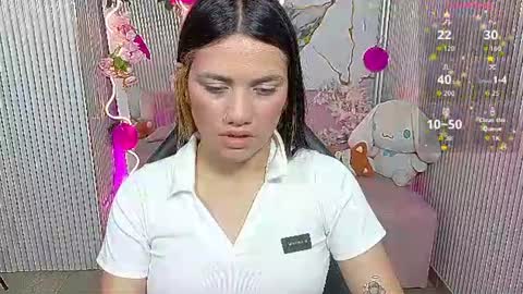 Snapshot of chiara_tay chatting on June 24, 2026, 11:42 am Chiara online show from June 24, 2026, 11:42 am