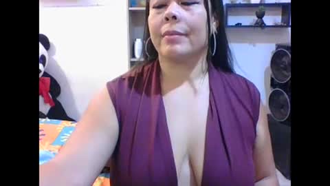 Snapshot of chiarafioree chatting on January 17, 2025, 4:57 pm ChiaraFioree online show from January 17, 2025, 4:57 pm