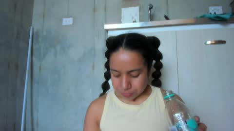 Snapshot of chiarafustox chatting on April 23, 2026, 8:33 pm Chiara fustox online show from April 23, 2026, 8:33 pm