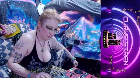 CurvySiren online show from February 8, 2026, 7:34 am