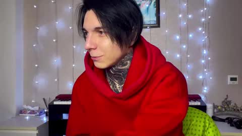 Snapshot of chillguy2k chatting on December 6, 2024, 6:50 pm Rick online show from December 6, 2024, 6:50 pm