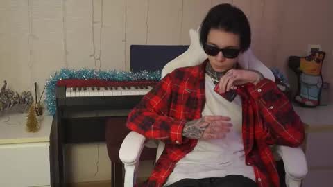 Snapshot of chillguy2k chatting on January 2, 2025, 8:24 pm Rick online show from January 2, 2025, 8:24 pm