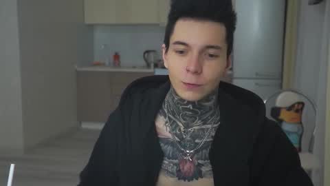 Snapshot of chillguy2k chatting on January 27, 2025, 1:26 am Rick online show from January 27, 2025, 1:26 am