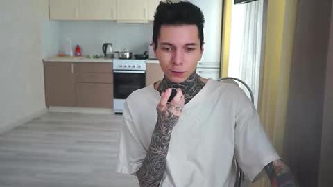 Snapshot of chillguy2k chatting on January 29, 2025, 6:01 am Rick online show from January 29, 2025, 6:01 am