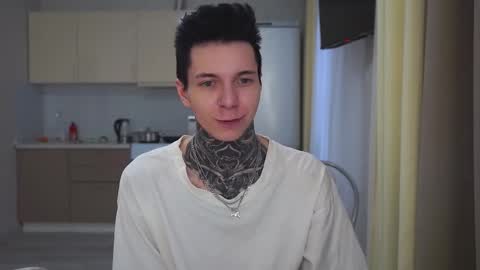 Snapshot of chillguy2k chatting on January 30, 2025, 2:27 am Rick online show from January 30, 2025, 2:27 am