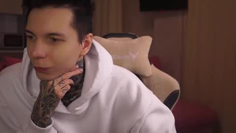 Snapshot of chillguy2k chatting on March 9, 2025, 10:52 pm Rick online show from March 9, 2025, 10:52 pm