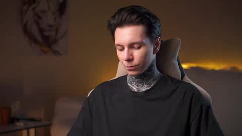 Snapshot of chillguy2k chatting on October 7, 2025, 11:57 pm Rick online show from October 7, 2025, 11:57 pm