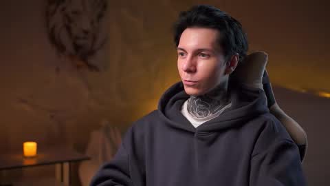 Snapshot of chillguy2k chatting on October 25, 2025, 4:02 pm Rick online show from October 25, 2025, 4:02 pm