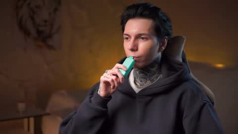 Snapshot of chillguy2k chatting on October 27, 2025, 4:22 pm Rick online show from October 27, 2025, 4:22 pm