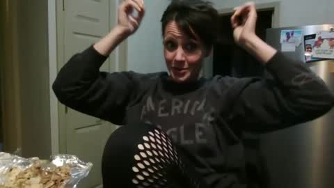 Snapshot of chinacove chatting on March 8, 2026, 6:06 am ChinaCove online show from March 8, 2026, 6:06 am