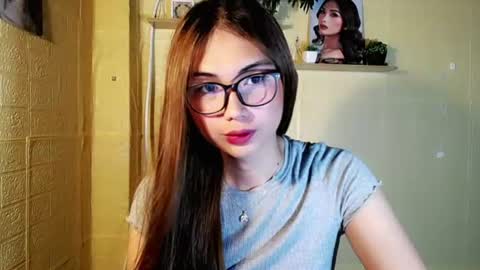 Snapshot of chinitaluxe chatting on June 25, 2026, 11:09 pm Chinita online show from June 25, 2026, 11:09 pm
