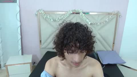 chipi_tay online show from November 28, 2025, 7:05 pm