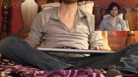 Snapshot of chipig420 chatting on March 4, 2026, 2:28 am ChiPig420 online show from March 4, 2026, 2:28 am