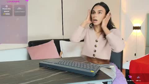 chloe cherry21 online show from February 26, 2025, 2:15 am