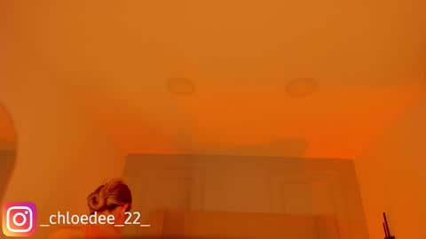 Chloe online show from February 20, 2026, 12:16 pm