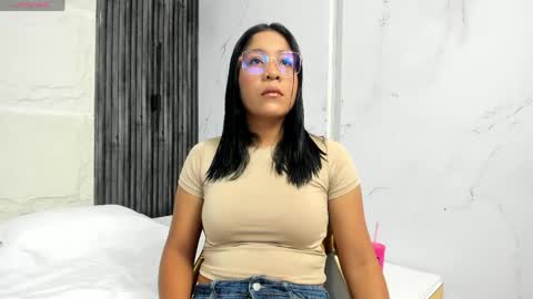 CHLOE online show from May 20, 2026, 11:27 am
