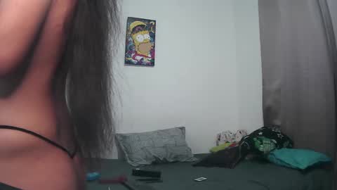 Chloe and Danna online show from February 4, 2025, 4:05 am