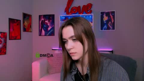 chloe_ley online show from March 6, 2026, 10:23 am