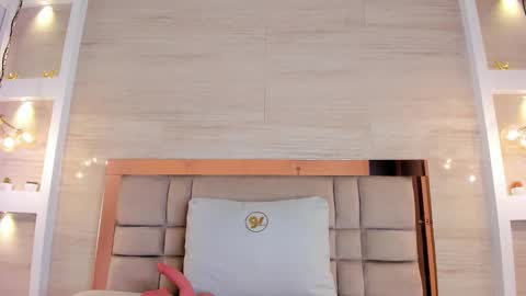  CHLOE  online show from March 23, 2026, 11:36 am