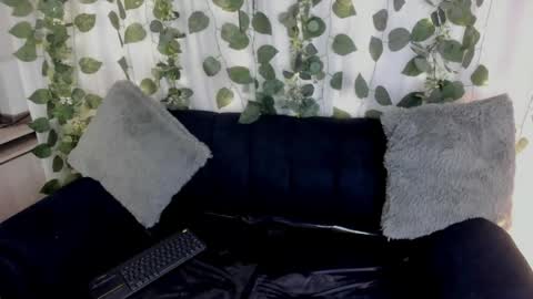 Snapshot of chloe_petite2 chatting on May 2, 2026, 7:08 pm Chloe online show from May 2, 2026, 7:08 pm