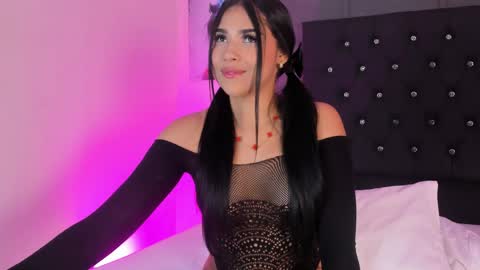 chloe_sterling online show from March 25, 2026, 7:42 pm