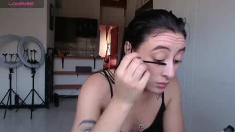 Snapshot of chloe_vahos chatting on July 16, 2026, 8:59 pm Chloe online show from July 16, 2026, 8:59 pm
