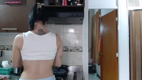 Snapshot of chloe_vahos chatting on July 23, 2026, 9:57 pm Chloe online show from July 23, 2026, 9:57 pm