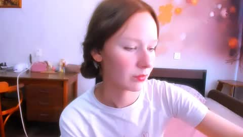 Snapshot of chloe_wifey chatting on July 18, 2026, 1:04 pm chloe wifey online show from July 18, 2026, 1:04 pm
