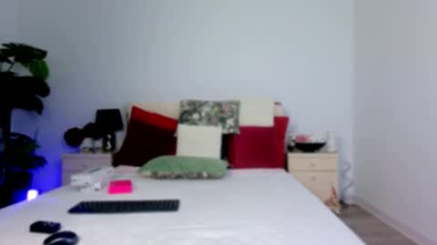 Chloe online show from February 22, 2026, 5:08 am