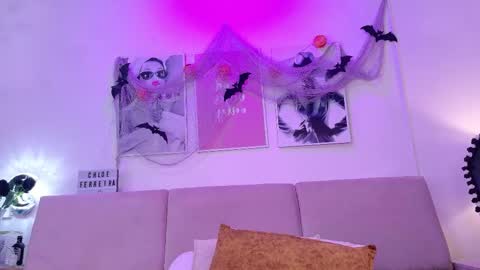 Snapshot of chloeferreira chatting on October 23, 2025, 12:32 am chloeferreira online show from October 23, 2025, 12:32 am