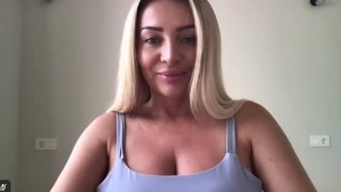 Snapshot of chloefree chatting on June 26, 2026, 6:40 am Chloe online show from June 26, 2026, 6:40 am