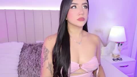 Snapshot of chloehall1 chatting on June 16, 2026, 2:25 am Chloe Hall online show from June 16, 2026, 2:25 am