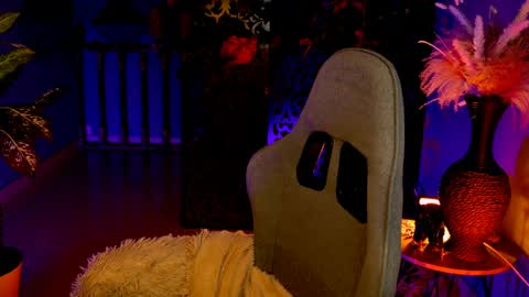 ChloeWight online show from April 17, 2026, 9:01 am