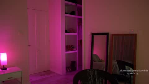 Chloe  online show from February 7, 2025, 11:45 pm