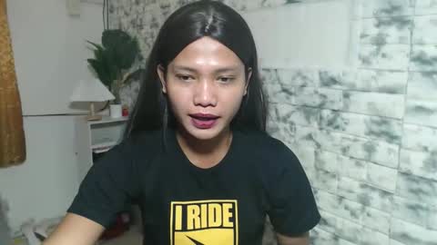 chloiedelight14 online show from February 9, 2026, 2:48 am