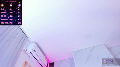 Snapshot of chlooee_ chatting on January 19, 2025, 8:30 pm Chlooe online show from January 19, 2025, 8:30 pm