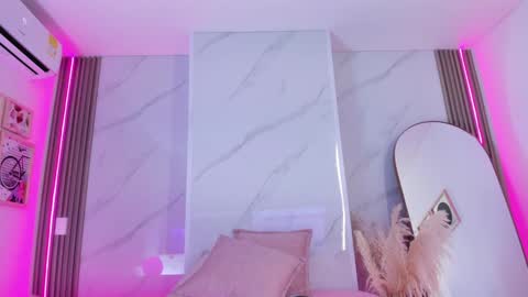 Snapshot of chlooee_ chatting on January 26, 2025, 3:36 pm Chlooe online show from January 26, 2025, 3:36 pm
