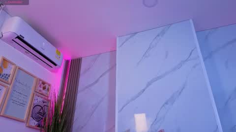 Snapshot of chlooee_ chatting on October 9, 2025, 2:31 am Chlooe online show from October 9, 2025, 2:31 am