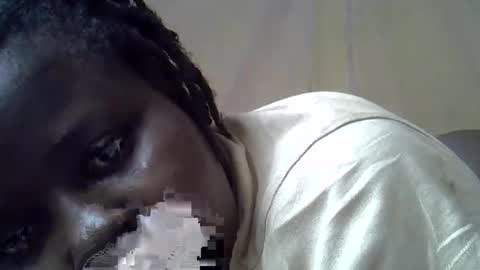 Snapshot of choclate_goddess chatting on May 1, 2026, 6:40 am Paula online show from May 1, 2026, 6:40 am